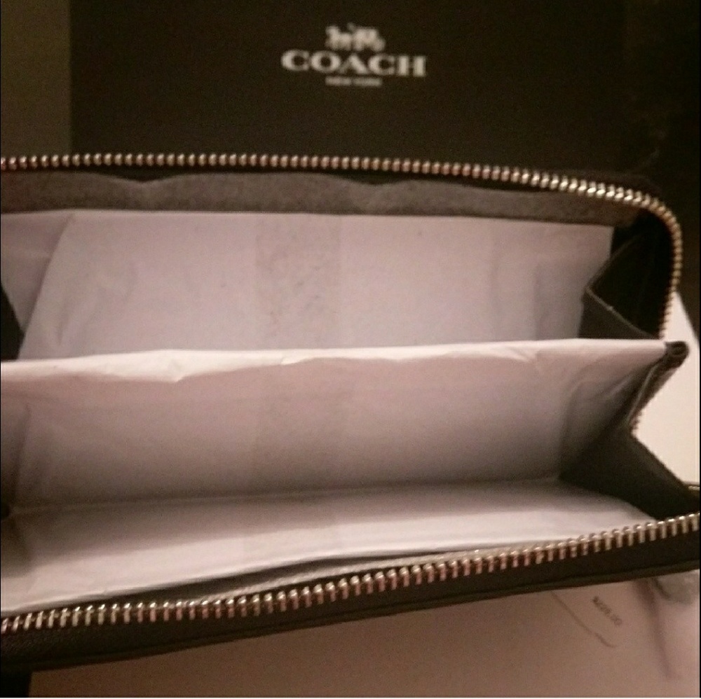 Coach Back PVC Accordion Wallet - Picture 5 of 5